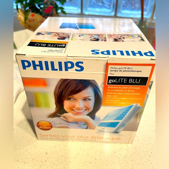 Philips goLITE BLU Energy Light New in Sealed Box - Picture 3 of 11